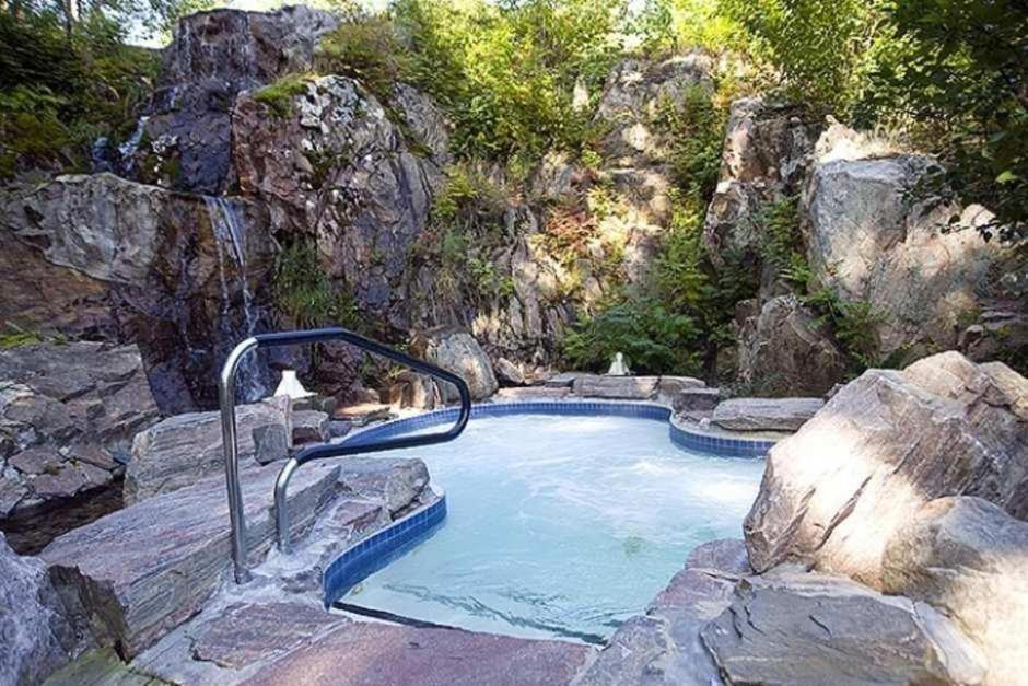 Les Eaux - 2Bdrs W Pool & Hot Tub Near Village Mont-Tremblant Exterior foto